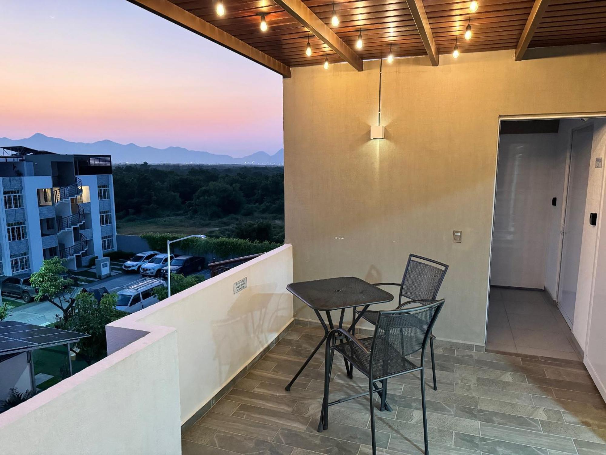 Penthouse Manzanillo Exclusivo Con Albercaアパートメント エクステリア 写真